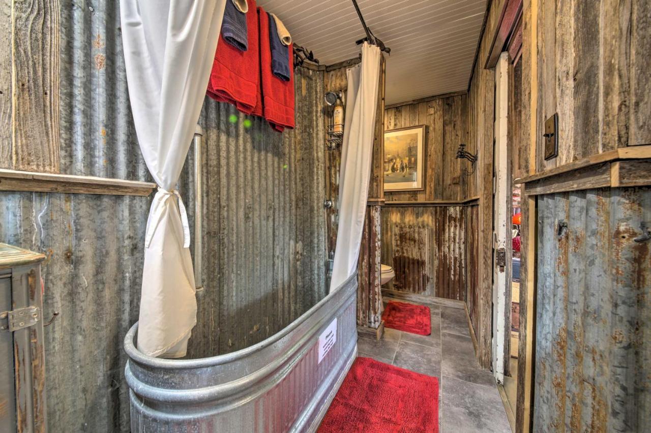Snuggle Inn Wimberley Cabin With Fire Pit And Deck 外观 照片