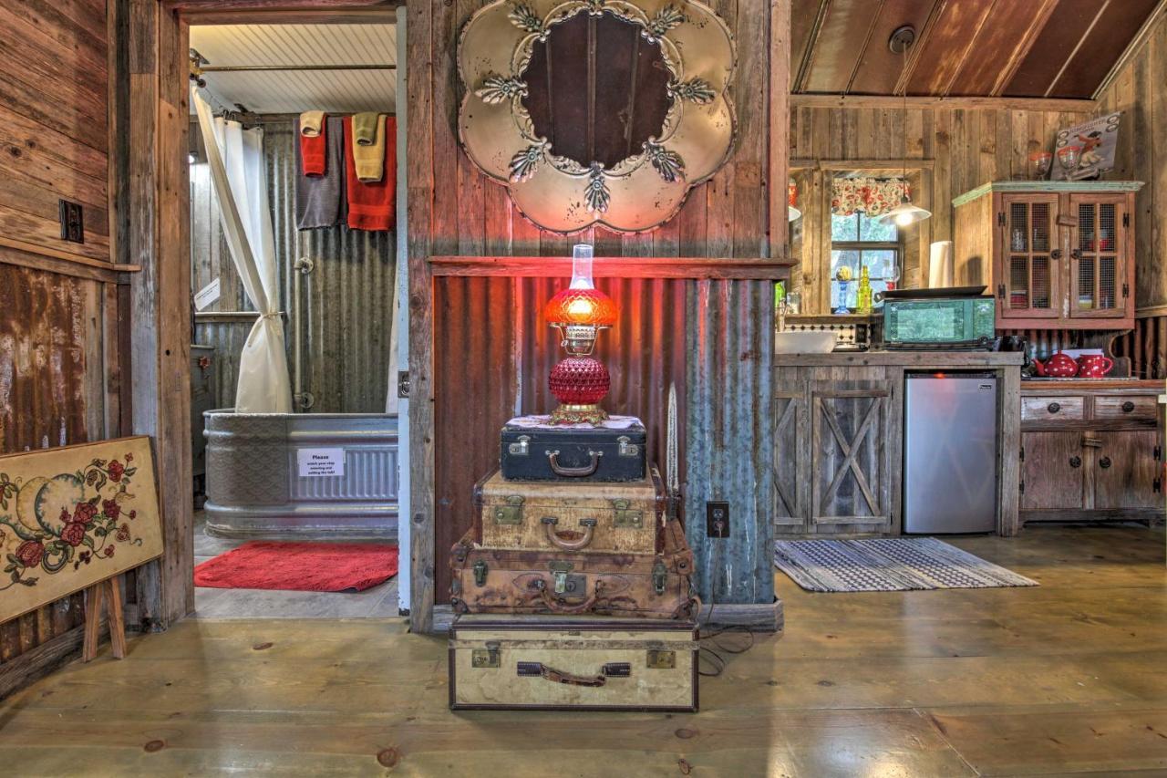 Snuggle Inn Wimberley Cabin With Fire Pit And Deck 外观 照片